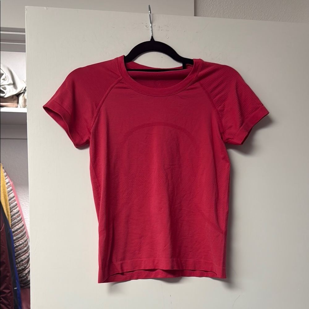 Lululemon Swiftly Short Sleeve 2.0 Race Length